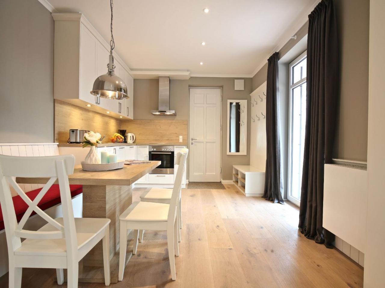 Kleine Charlotte - Traumwohnung Mit Terrasse Fuer 4 Personen Вангероге Экстерьер фото